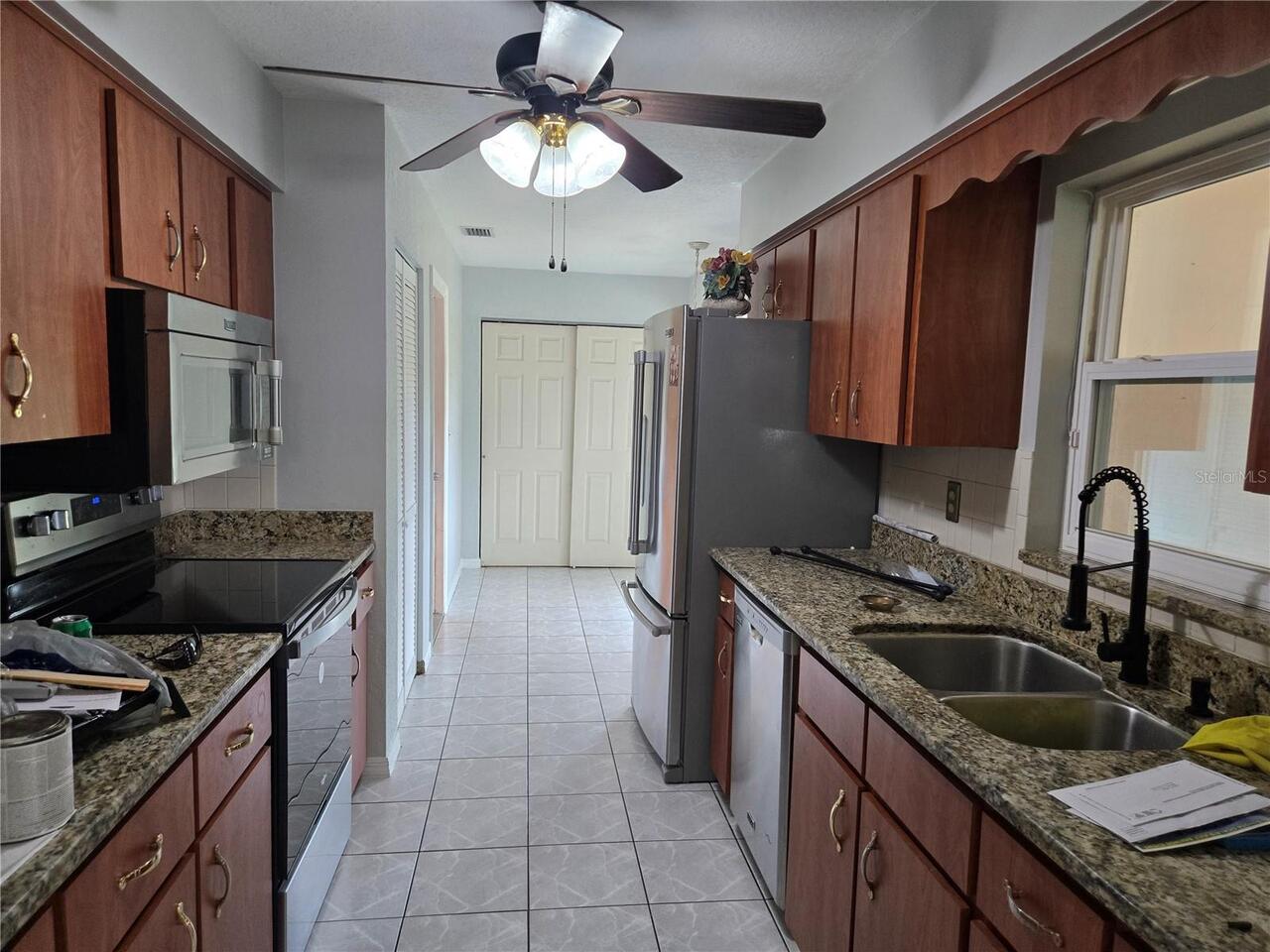 Listing Photo 8
