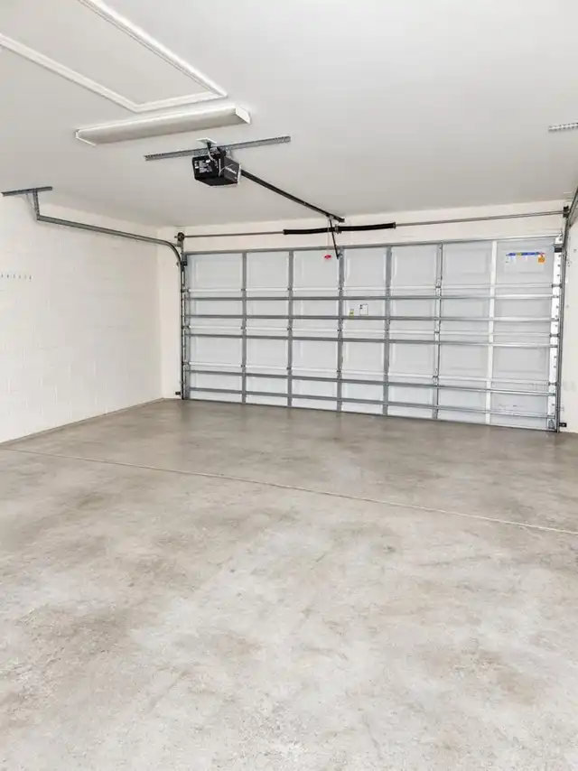 Listing Photo 15