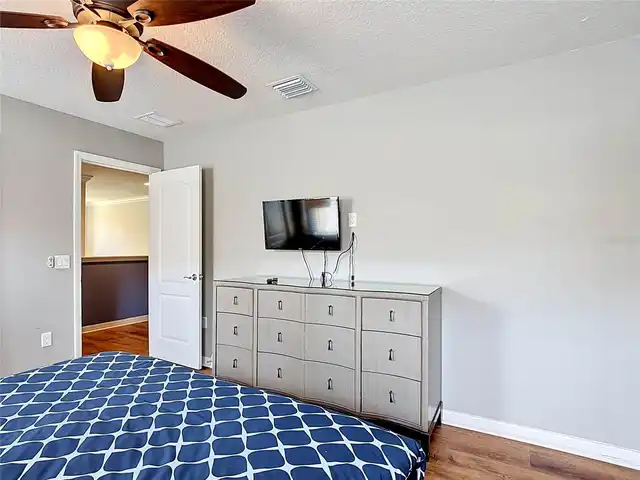 Listing Photo 43
