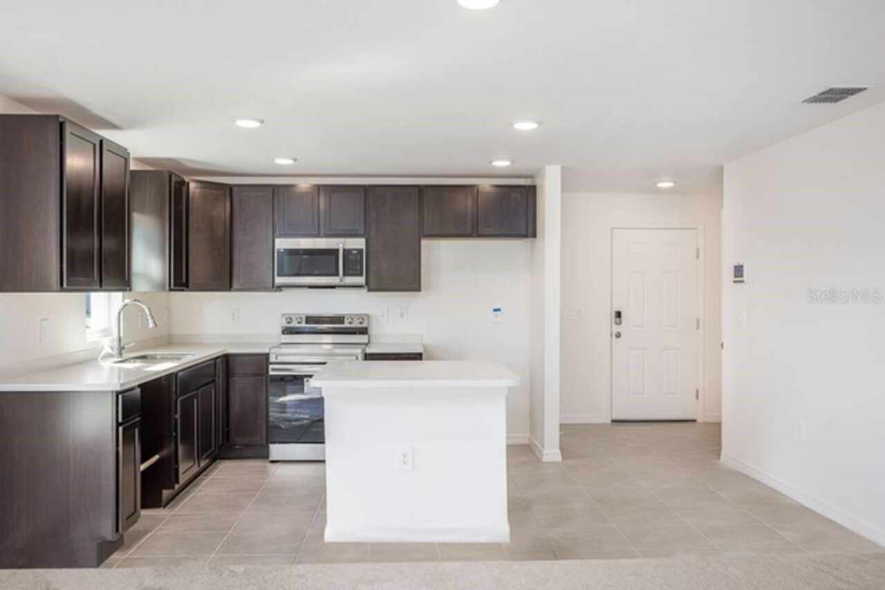 Listing Photo 15