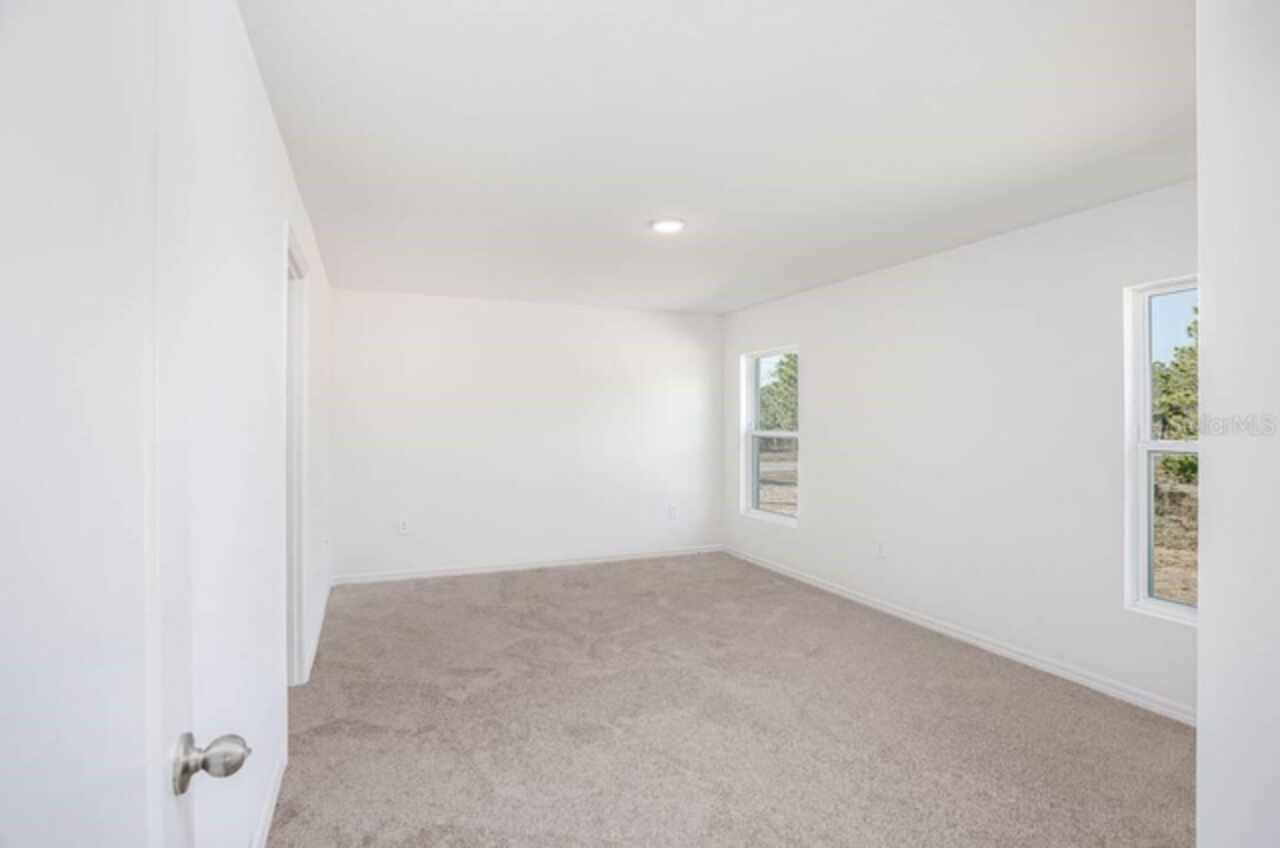 Listing Photo 24