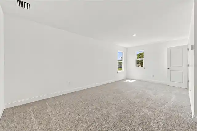 Listing Photo 34