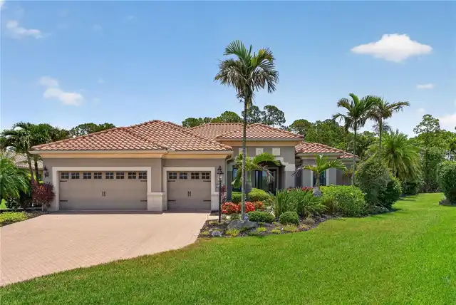 Sarasota Real Estate