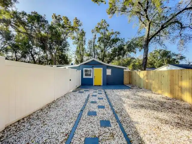 Listing Photo 18