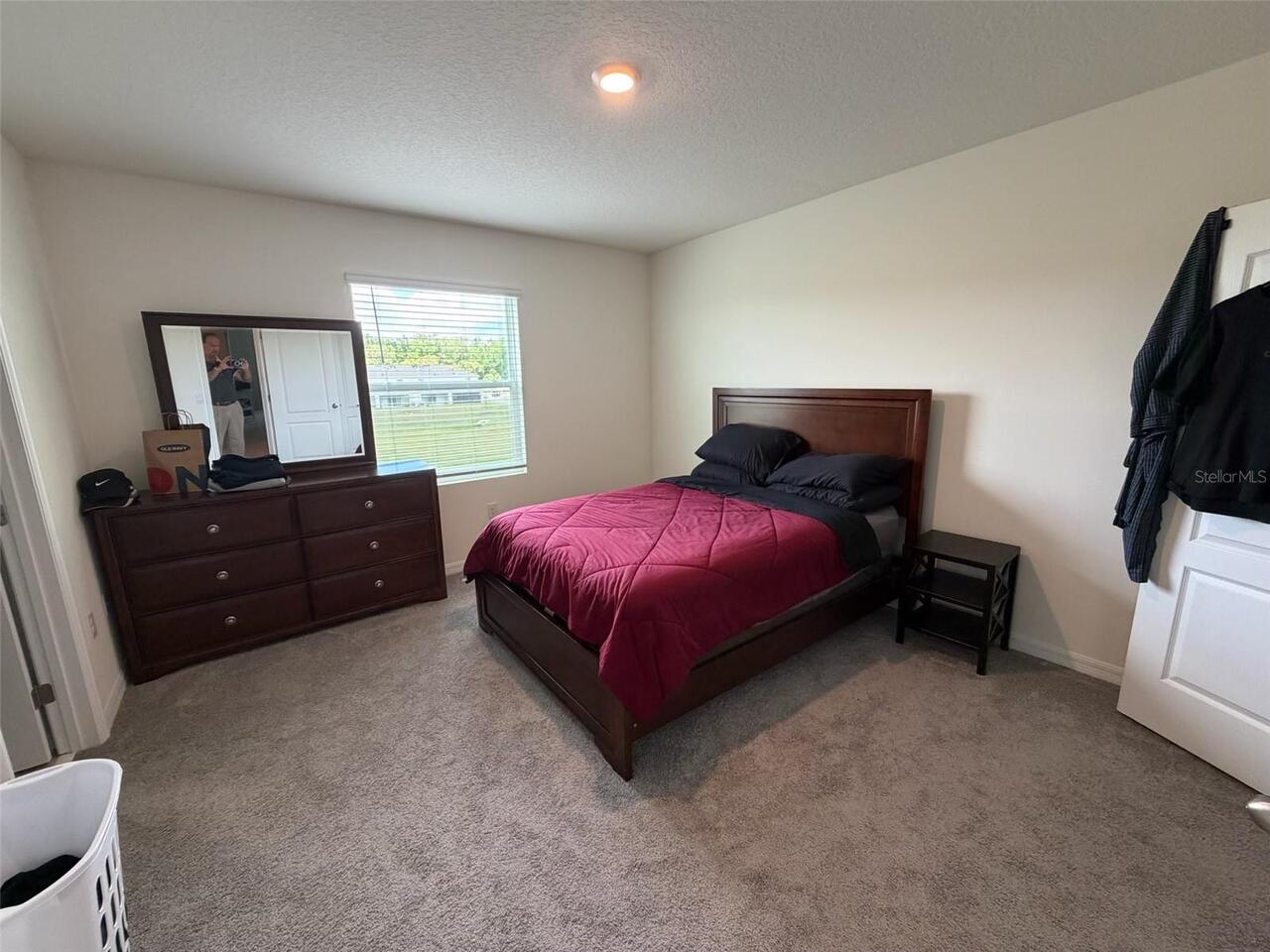 Listing Photo 9