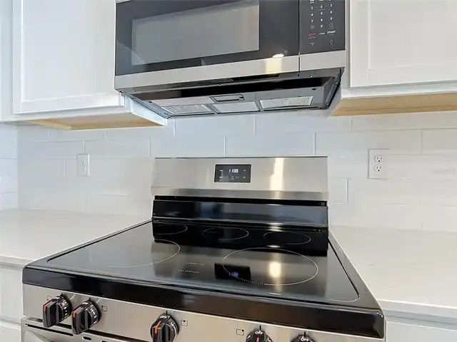 Listing Photo 7
