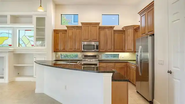Listing Photo 15