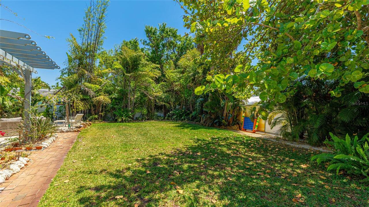 Listing Photo 34