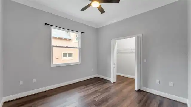 Listing Photo 14
