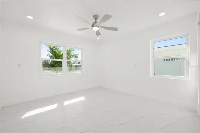 Listing Photo 20