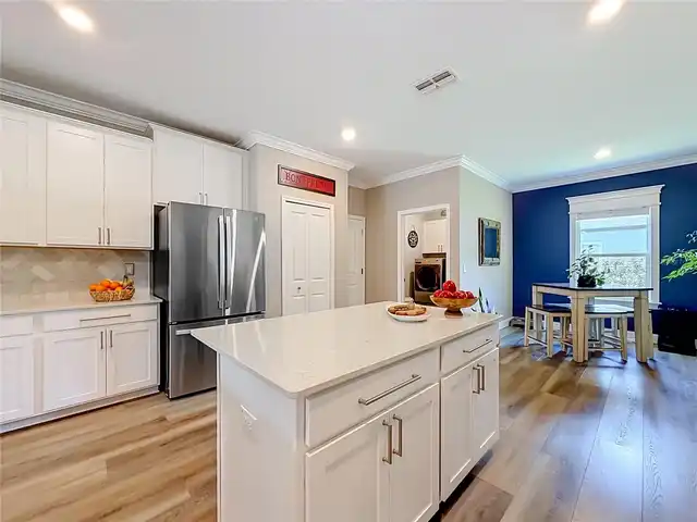 Listing Photo 16
