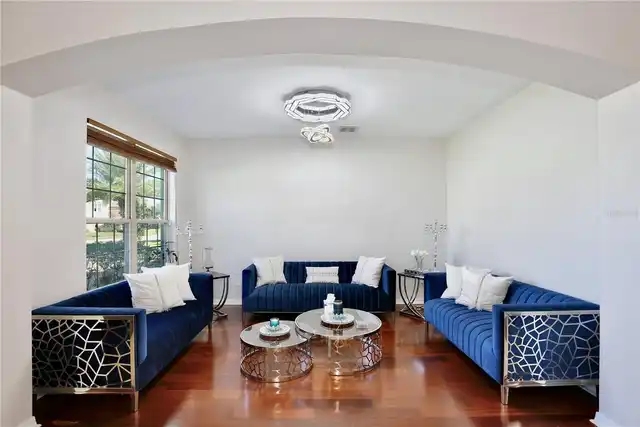 Listing Photo 7