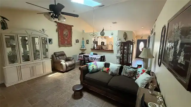Listing Photo 7