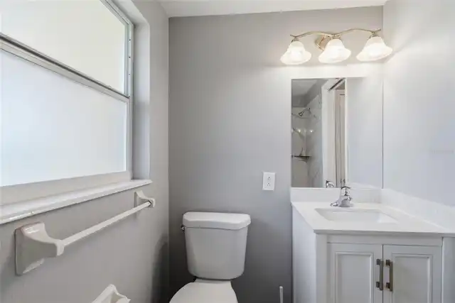 Listing Photo 18