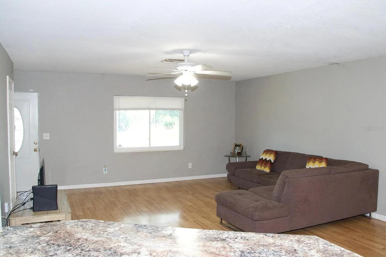 Listing Photo 7