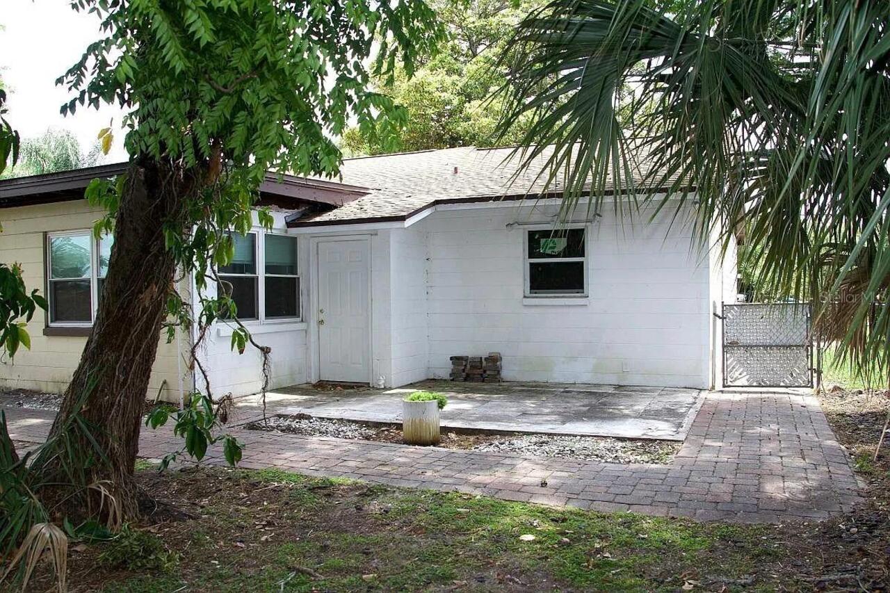 Listing Photo 14