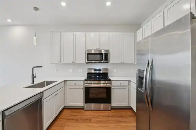 Listing Photo 15