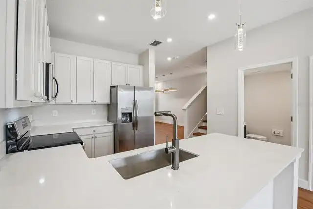 Listing Photo 19