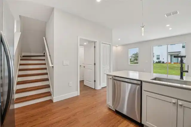 Listing Photo 21