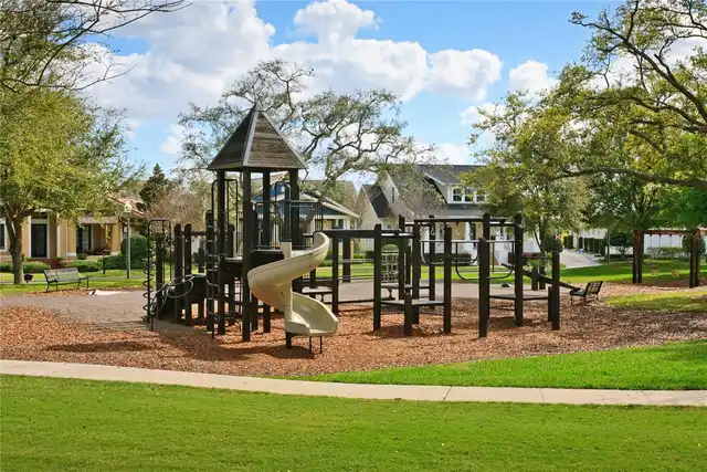 Listing Photo 32