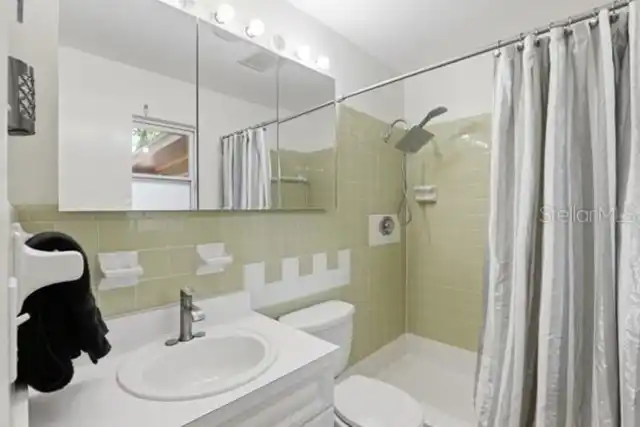 Listing Photo 25