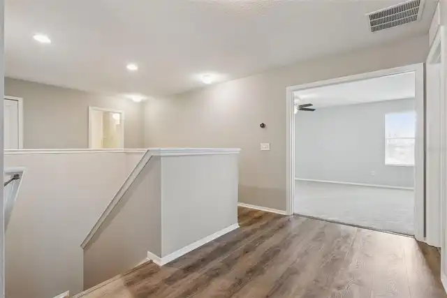Listing Photo 21