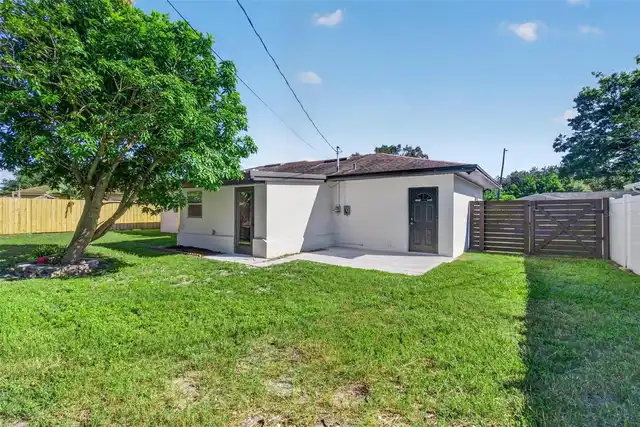 Listing Photo 22