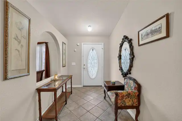 Listing Photo 7