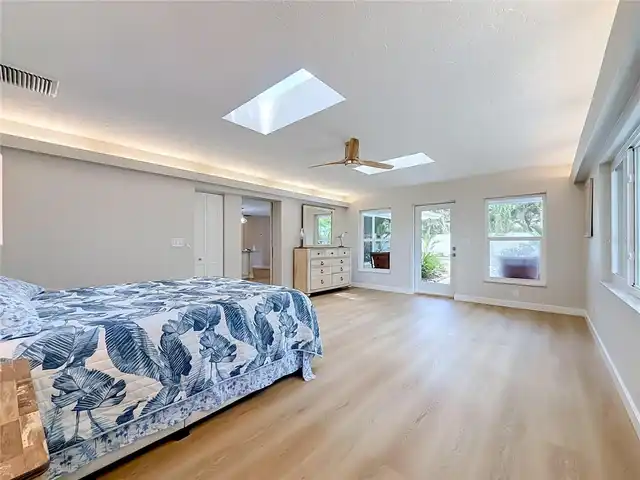 Listing Photo 28