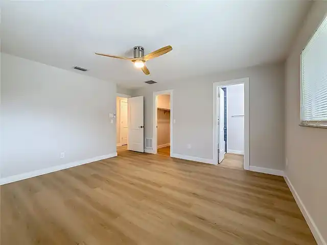 Listing Photo 43
