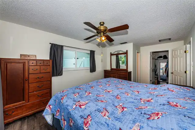 Listing Photo 24