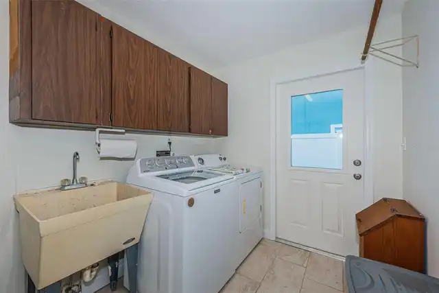 Listing Photo 34