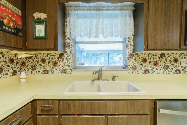 Listing Photo 14
