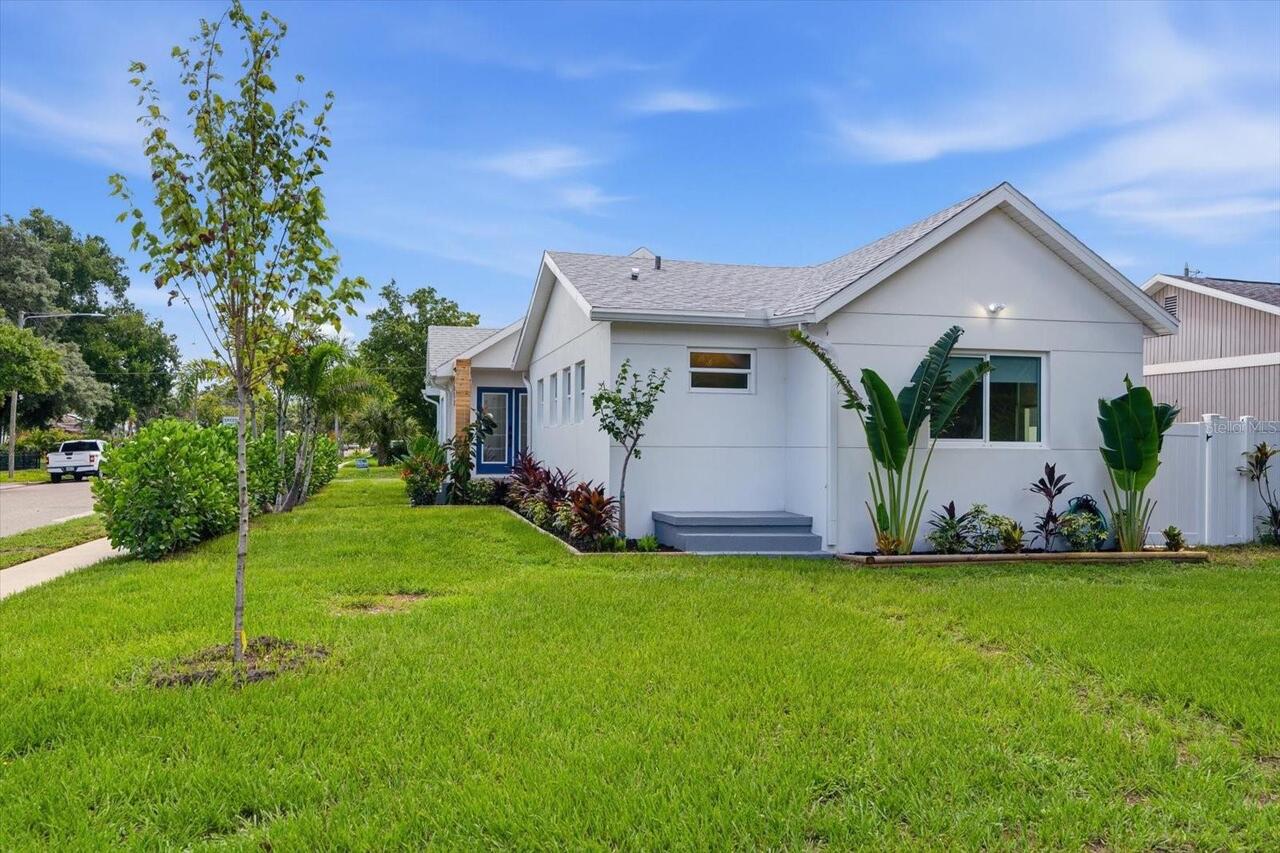 Listing Photo 42