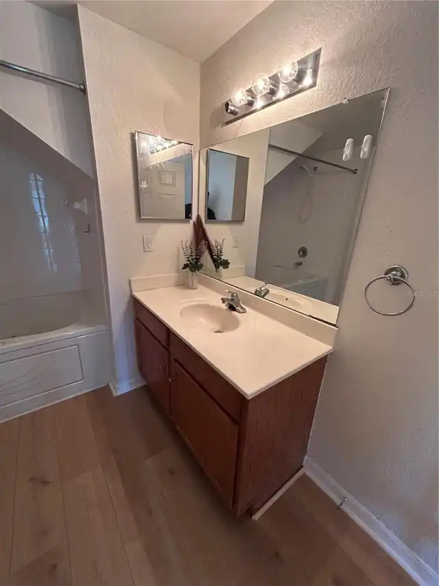 Listing Photo 7