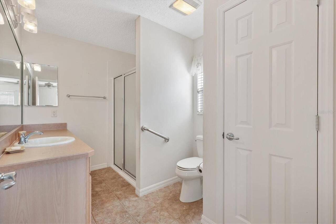 Listing Photo 14