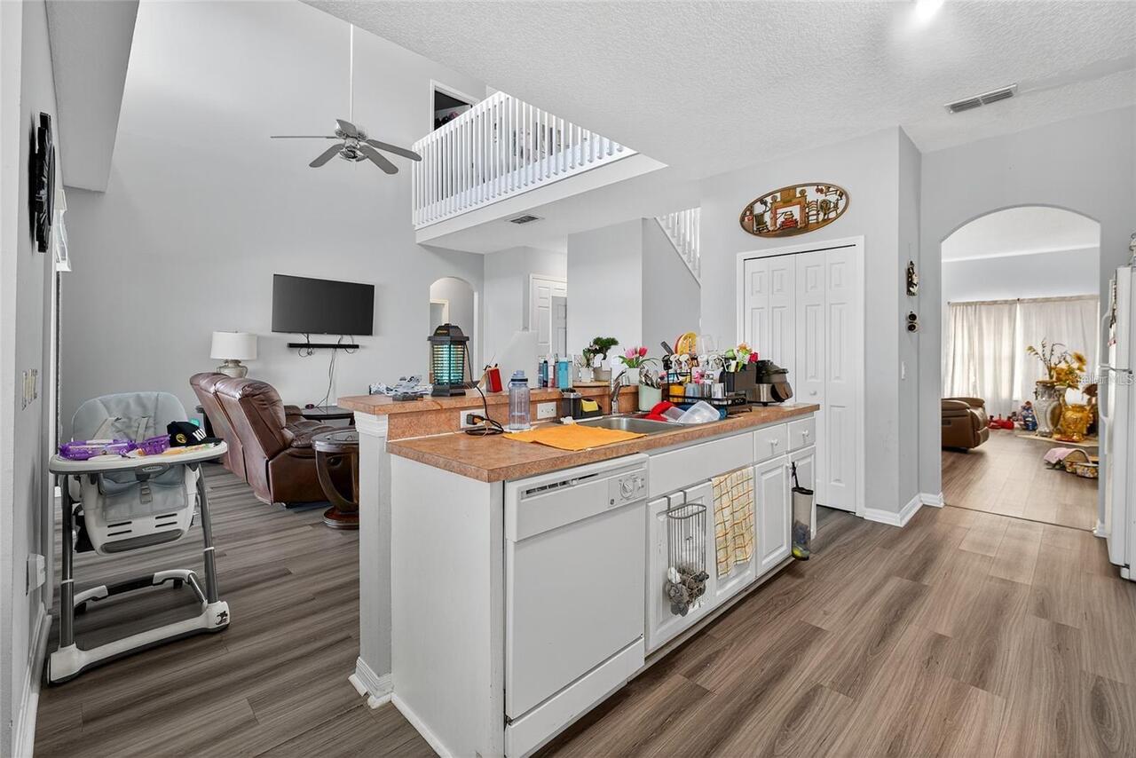Listing Photo 11