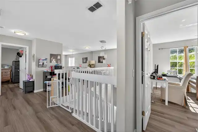 Listing Photo 17