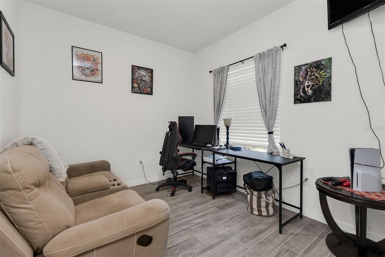 Listing Photo 18