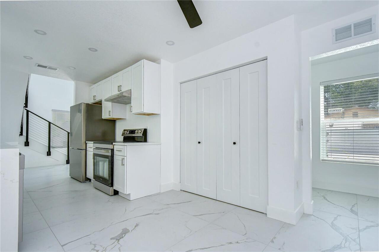 Listing Photo 9