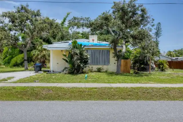 Listing Photo 16