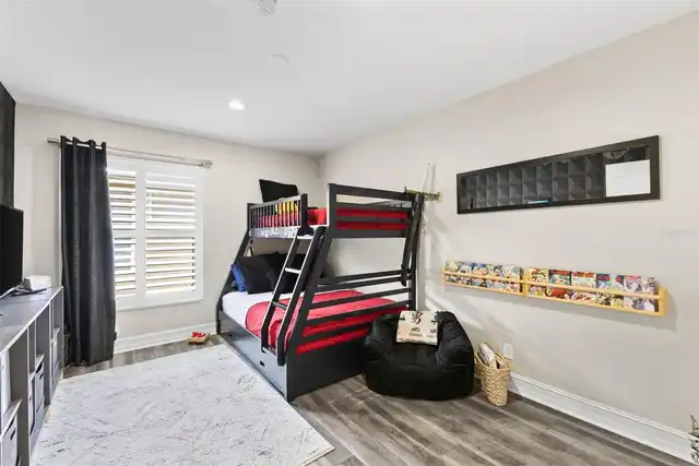 Listing Photo 34
