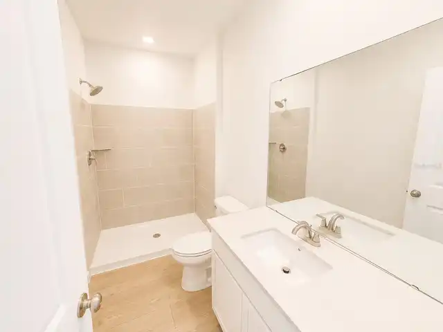 Listing Photo 24