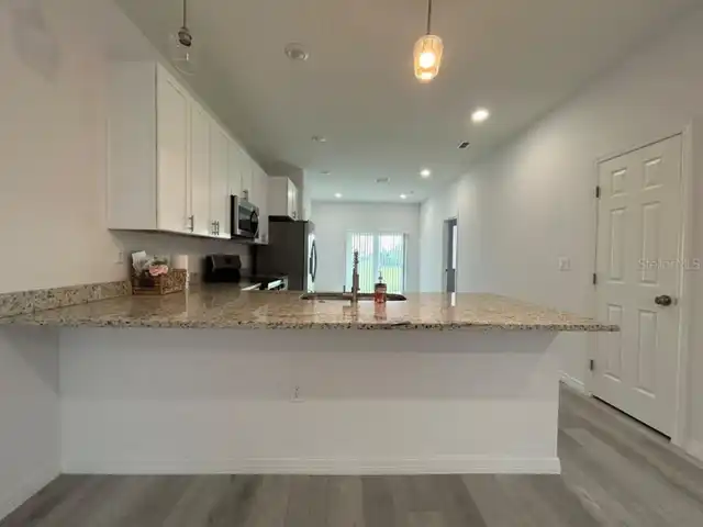 Listing Photo 6