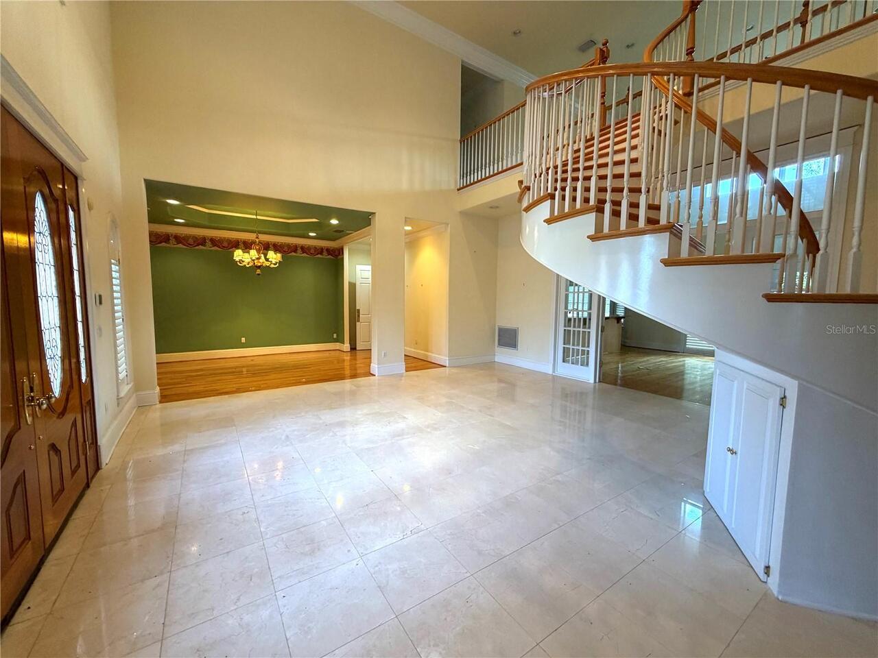 Listing Photo 9