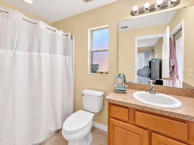 Listing Photo 15