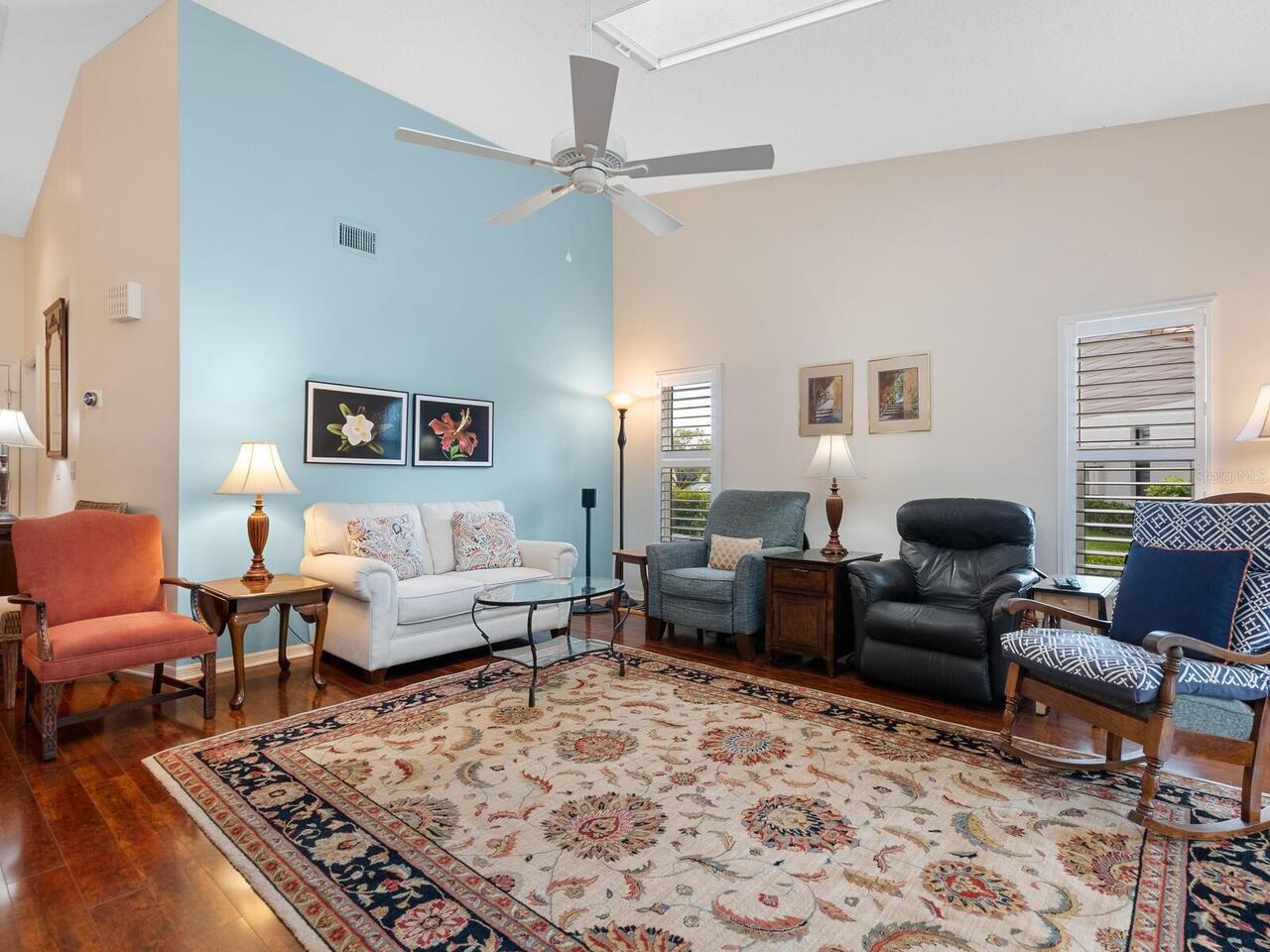 Listing Photo 5