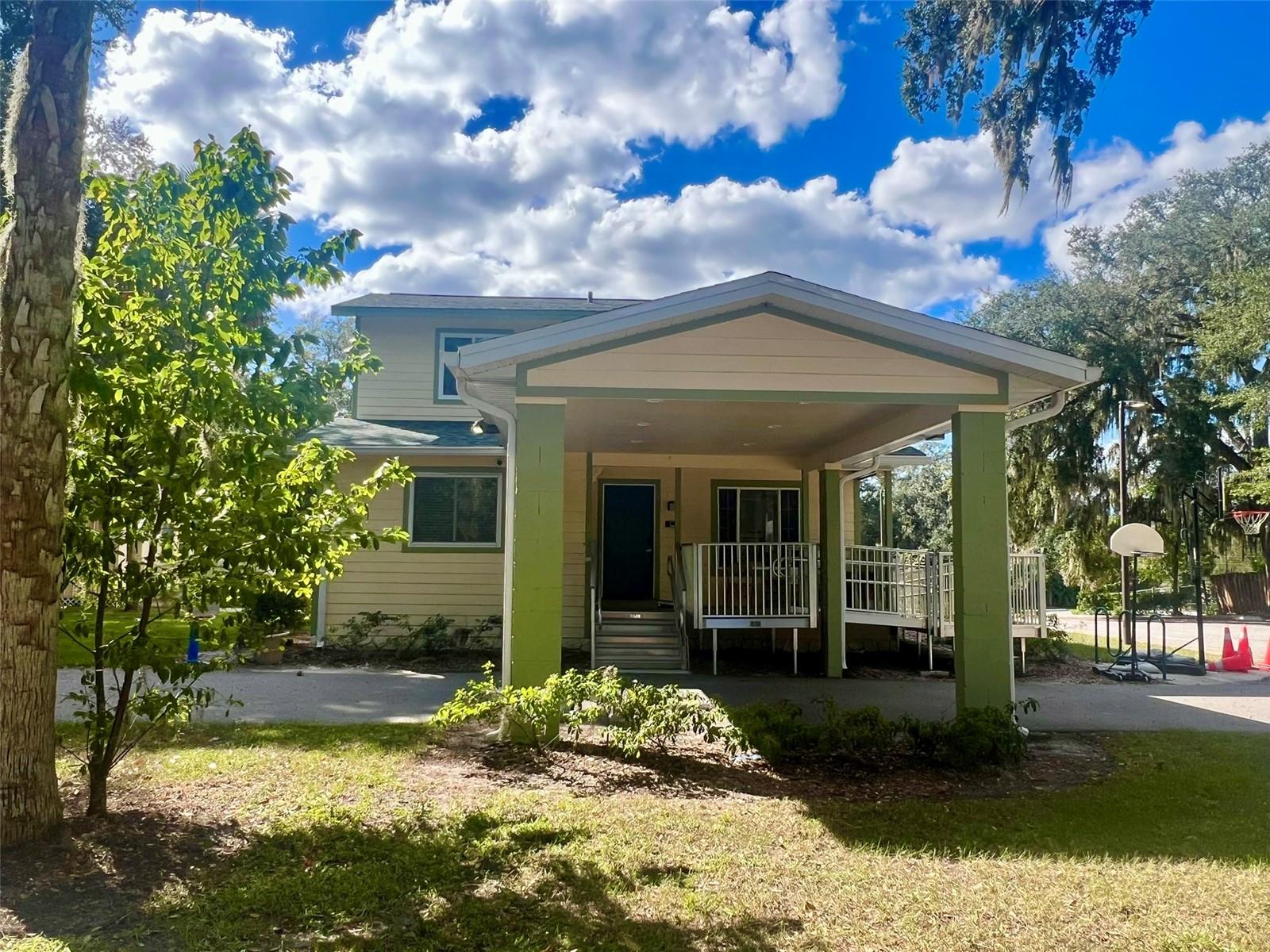 Listing Photo 11