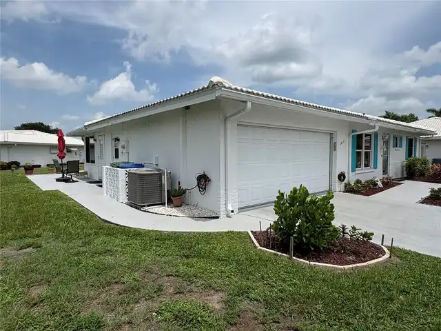 Listing Photo 7