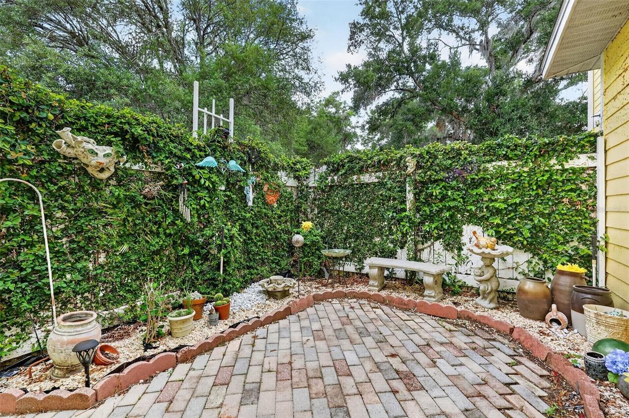 Listing Photo 6
